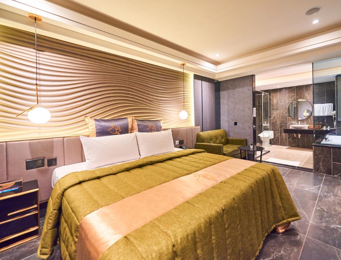 Sun Motel Kaohsiung Eksteriør bilde